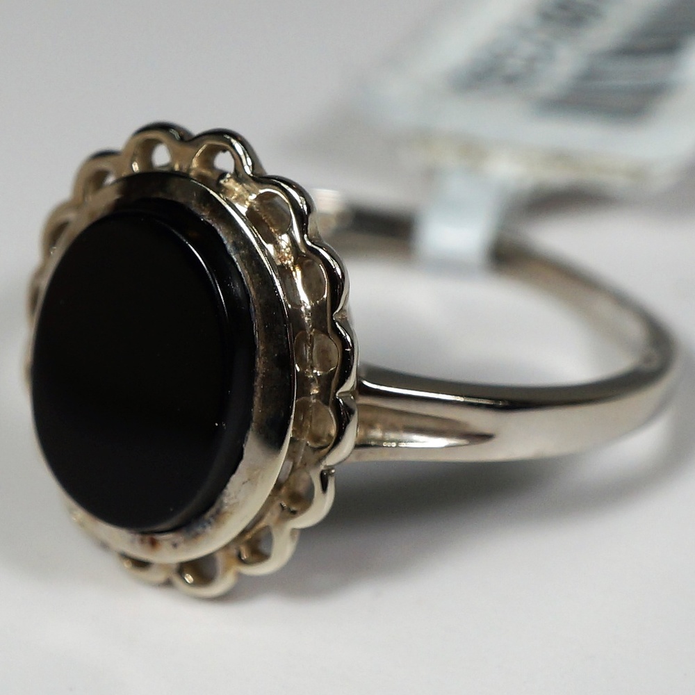 14KW Gold & 10 x 8mm Oval Genuine Onyx Ring